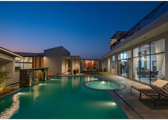 Casa Concreto- 5-Bedroom Luxury Villa With All Weather Pool Jodhpur 
